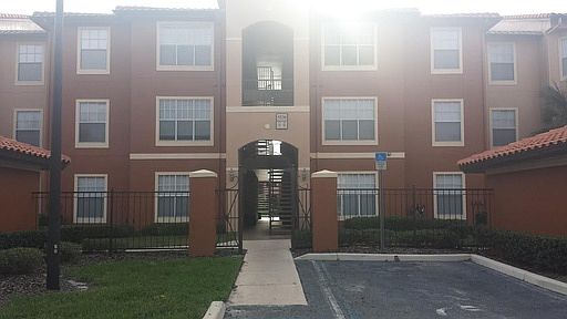 1st image of 5530 Metrowest Blvd Unit 211