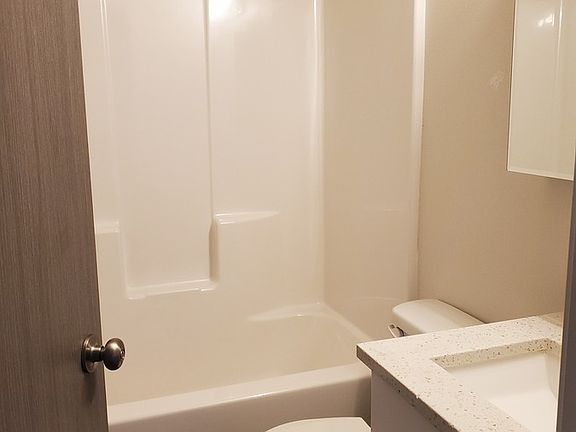 2nd image of 2008 Cherry St #201