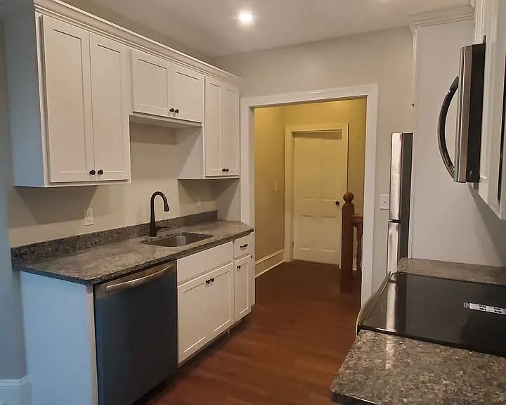 504 Arch St #2 — Photo 15