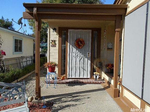 4th image of 6815 Hidden Brook Ln #2911