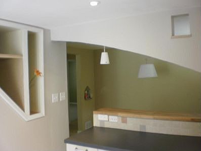 2nd image of 222 Curtis St
