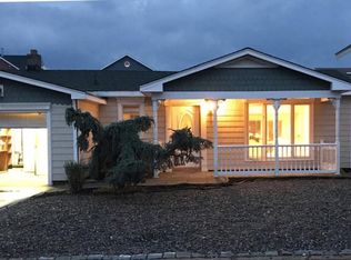 7 Neptune Rd, Toms River, NJ 08753