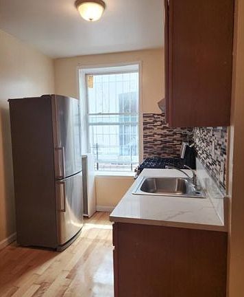 2nd image of 2181 Strauss St #1R
