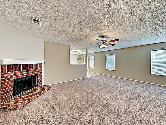 4th image of 5225 Royal Burgess Dr