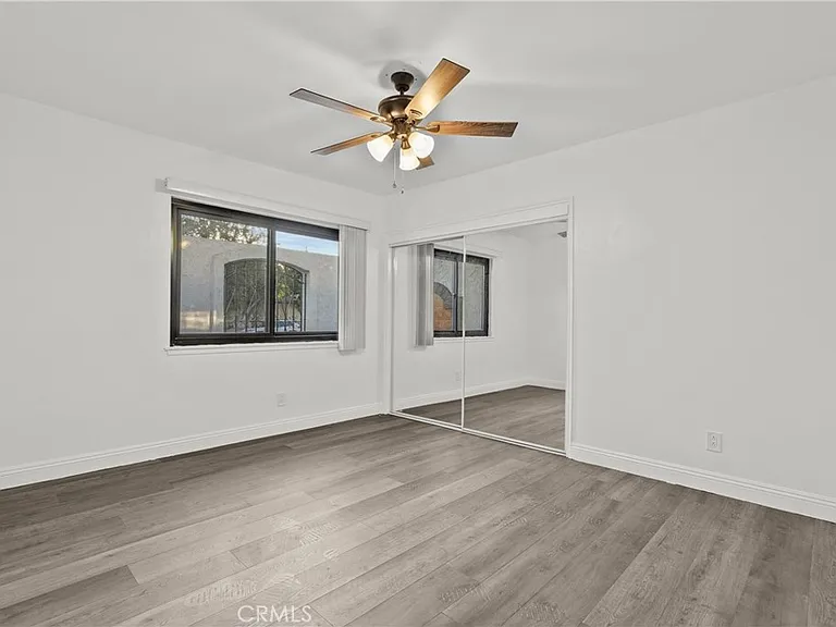 9724 Bothwell Rd — Photo 46