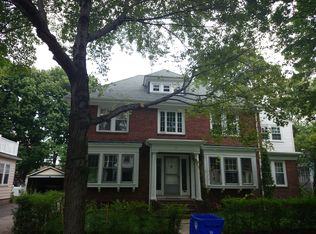 15 Adams St, Brookline, MA 02446