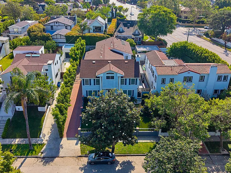 950 S Longwood Ave — Photo 5