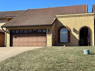 213 Goalby Dr, Belleville, IL 62221