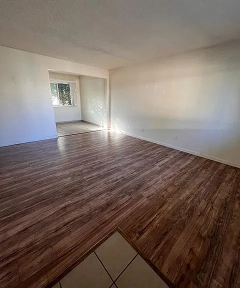 125 S L St #6 — Photo 3