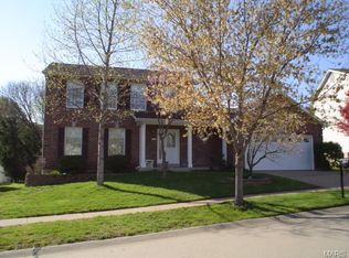 9910 Black Pearl Ct, Saint Louis, MO 63123