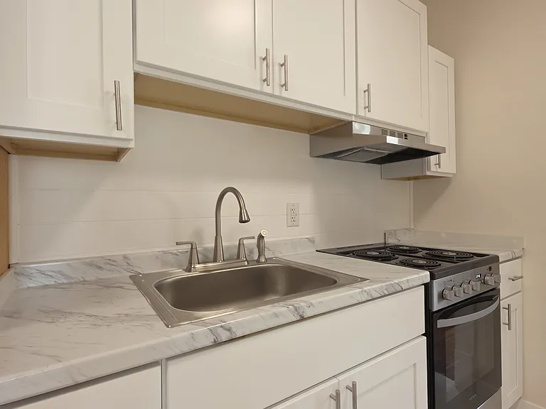602 I St #1 — Photo 10