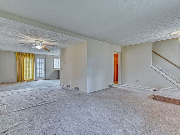 5th image of 196 New Wickham Dr