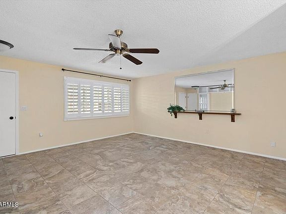 3rd image of 10810 W Camelot Cir