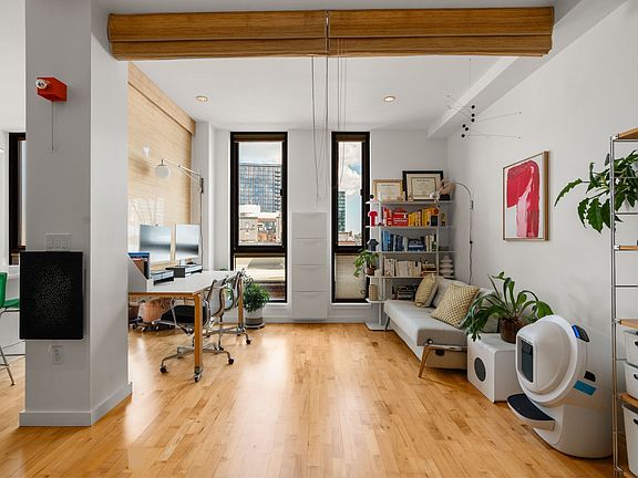 5th image of 346-354 Congress St #608