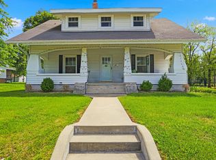 202 S Cleveland St, Fayette, MO 65248