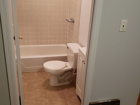 4th image of 330 E 65th St APT 12