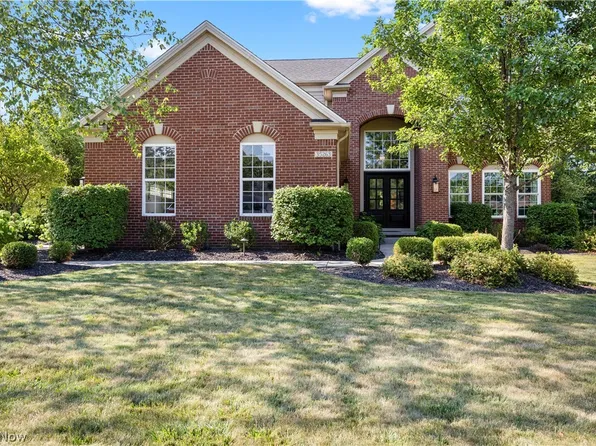 35263 Emory Dr, Avon, OH 44011