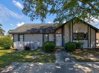 13 Thomas Walter Cir, Santee, SC 29142