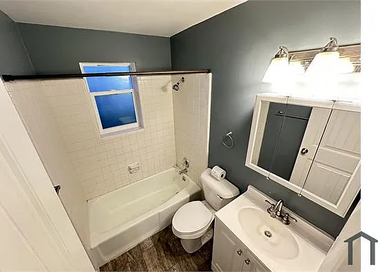 259 W Pioneer Cir — Photo 9