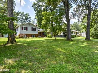 121 Stewart Dr, Edgewater, MD 21037