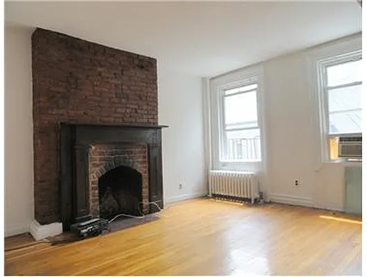 Rented by Douglas Elliman | media 25