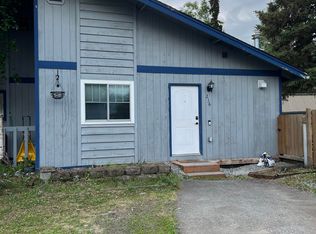 216 Red Leaf Cir, Anchorage, AK 99504