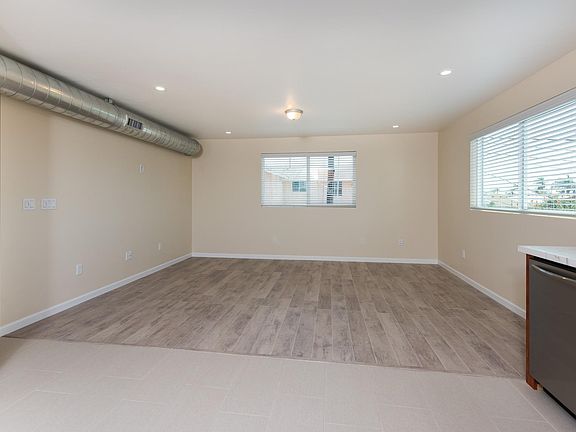 5th image of 562 Vance St APT 3