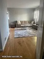 2 bed, 1.0 bath, 3800 sqft, $2,400 — Photo 2