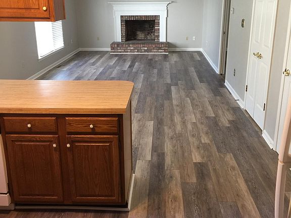 new flooring installed Nov 2018