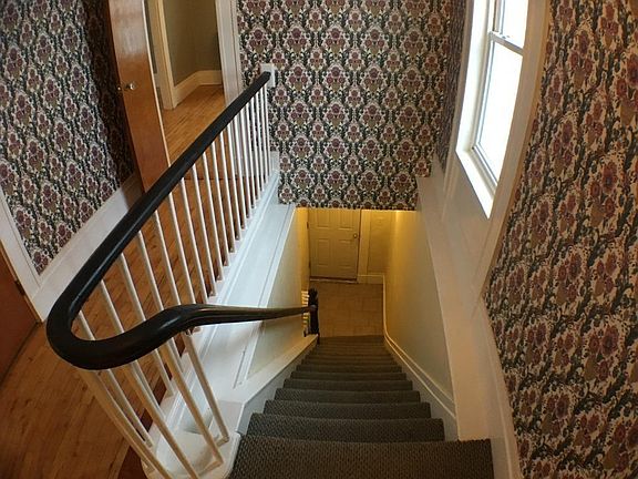 5th image of 167 Essex St #2