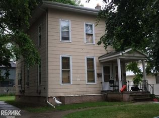 171 Clinton St, Mount Clemens, MI 48043