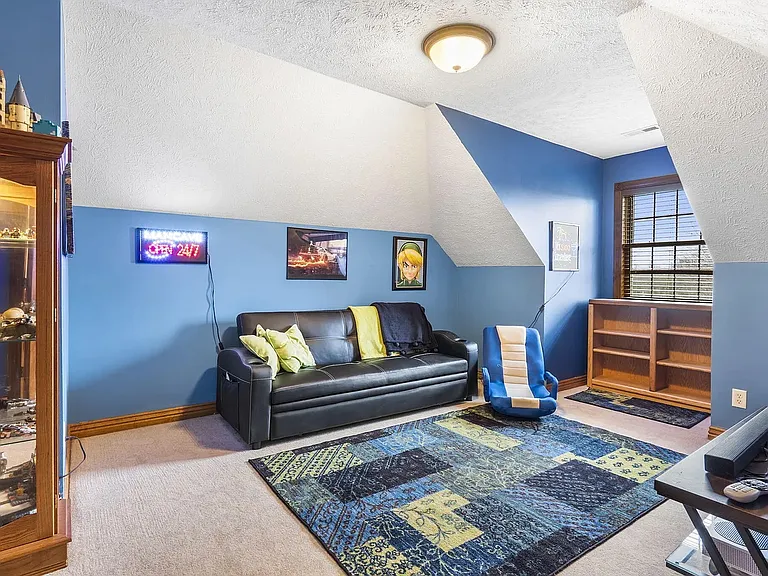 1002 E Rachael Dr — Photo 17