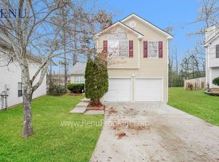 2832 Two Lakes Cir, Atlanta, GA 30349