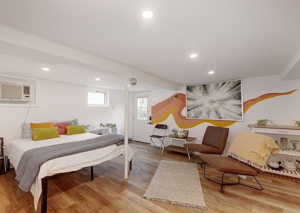 1st image of 614 Highland Ave #C