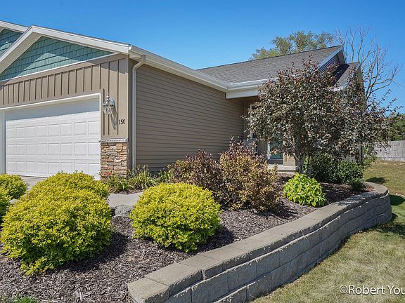 2nd image of 150 Brewer Park Cir