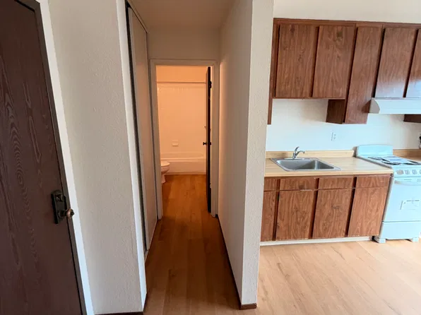 330 Baden Ave APT 106, South San Francisco, CA 94080