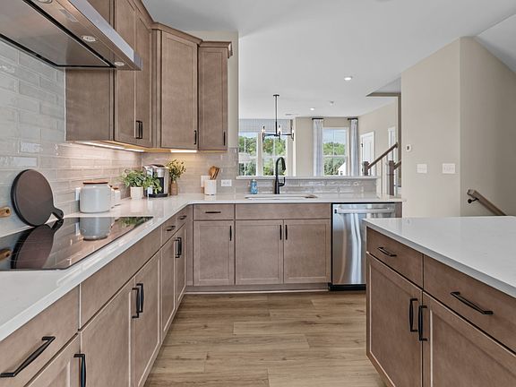 6th image of this home
