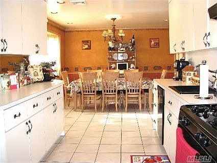 2nd image of 518 Clearmeadow Dr