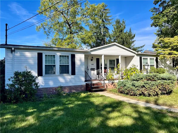 665 Willow Ave, Indiana, PA 15701