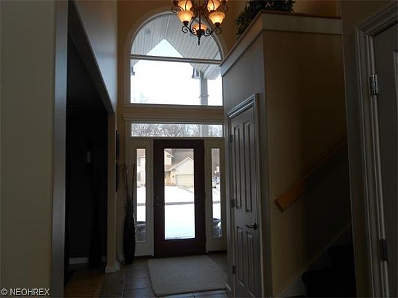 2nd image of 75 Willowbend Dr
