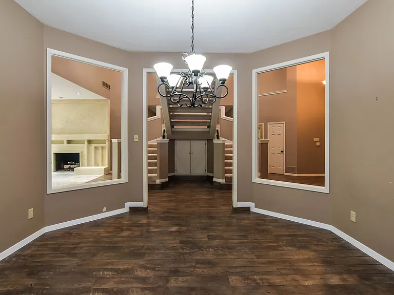1113 Shady Oaks Cir — Photo 13