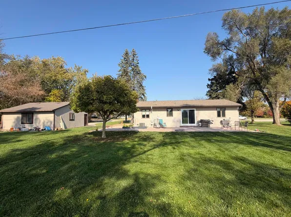 4294 Bemis Rd, Ypsilanti, MI 48197