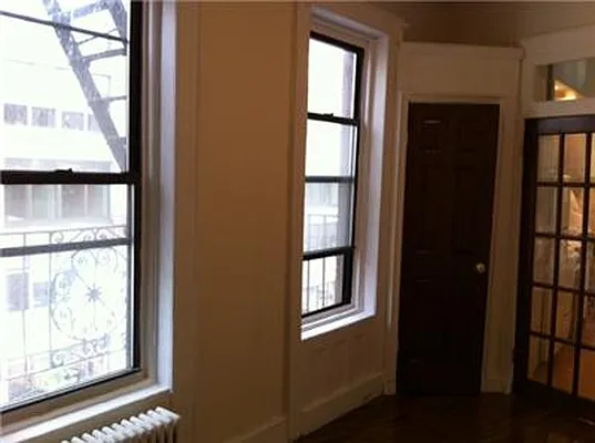 Rented by Adina Realty | media 76