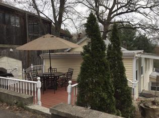 85 Crestwood Rd, Stratford, CT 06614