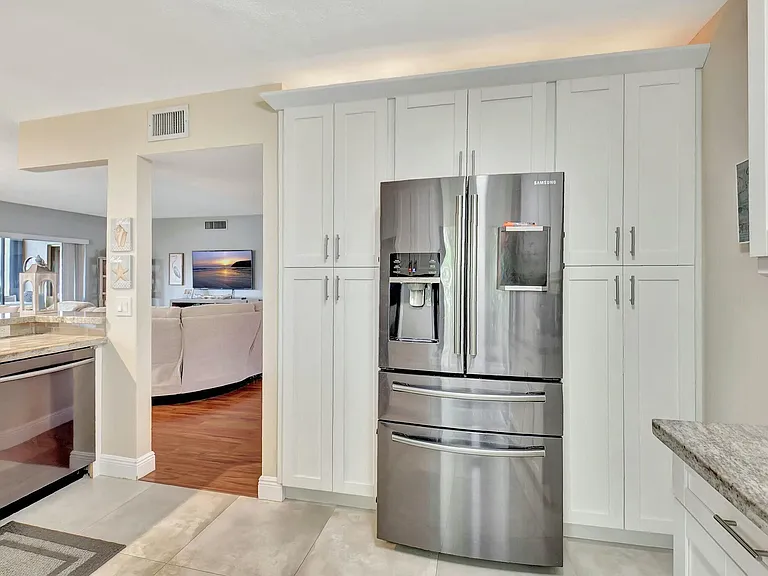 10663 Ocean Palm Way #101 — Photo 15