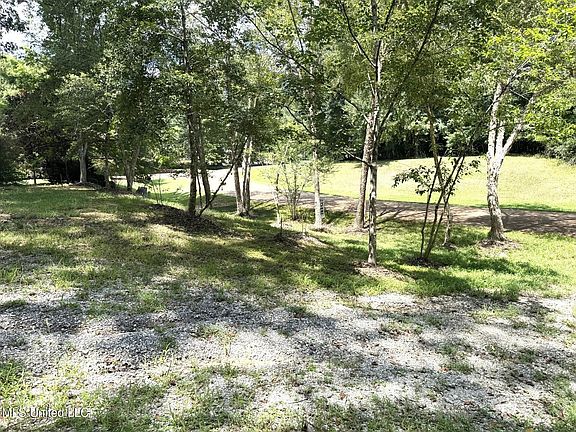 4th image of 46 Fairway Dr Lot 14