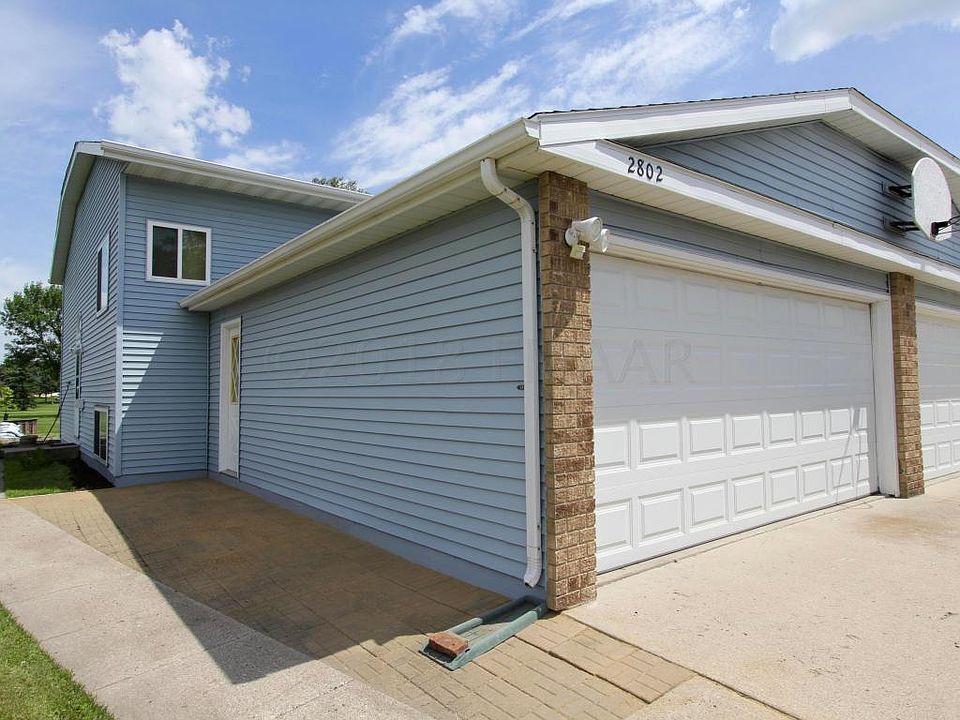 1st image of 2802 26th Street Cir S