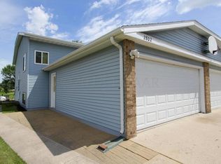 2802 26th Street Cir S, Moorhead, MN 56560