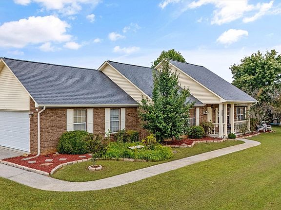 3rd image of 3160 Harrington Ct
