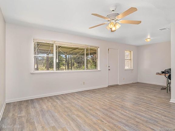 4th image of 3927 Milton St